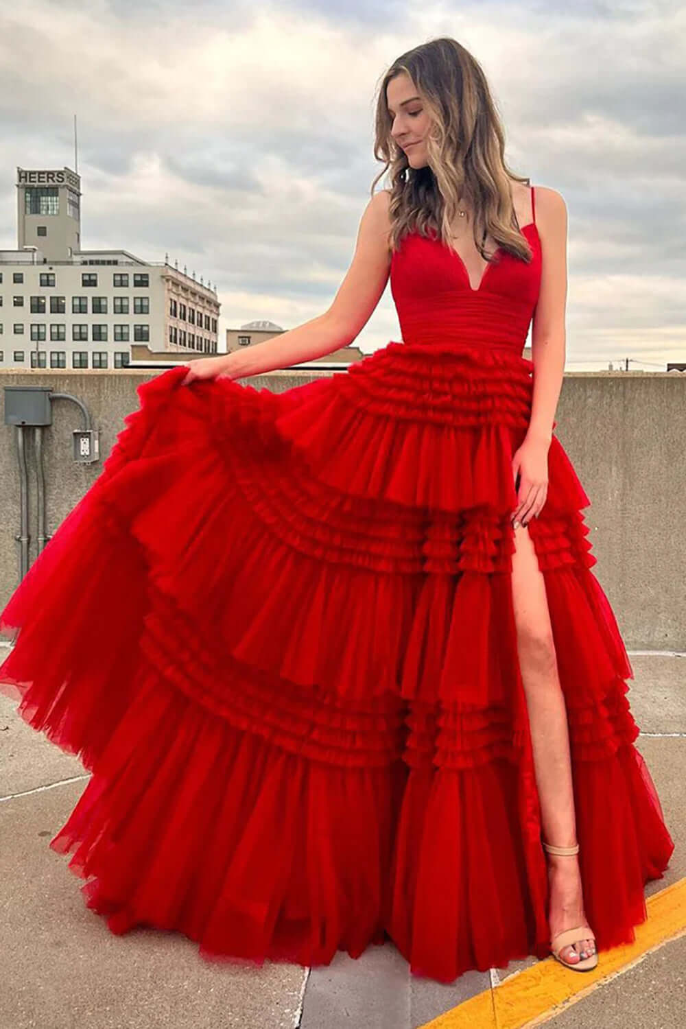 Cheap Red Tulle Prom Dresses 2025 V Neck Spaghetti Straps Long ...