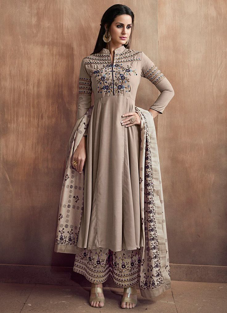 Latest Designer Salwar Kameez And Indian Suits Online in USA | Cbazaar