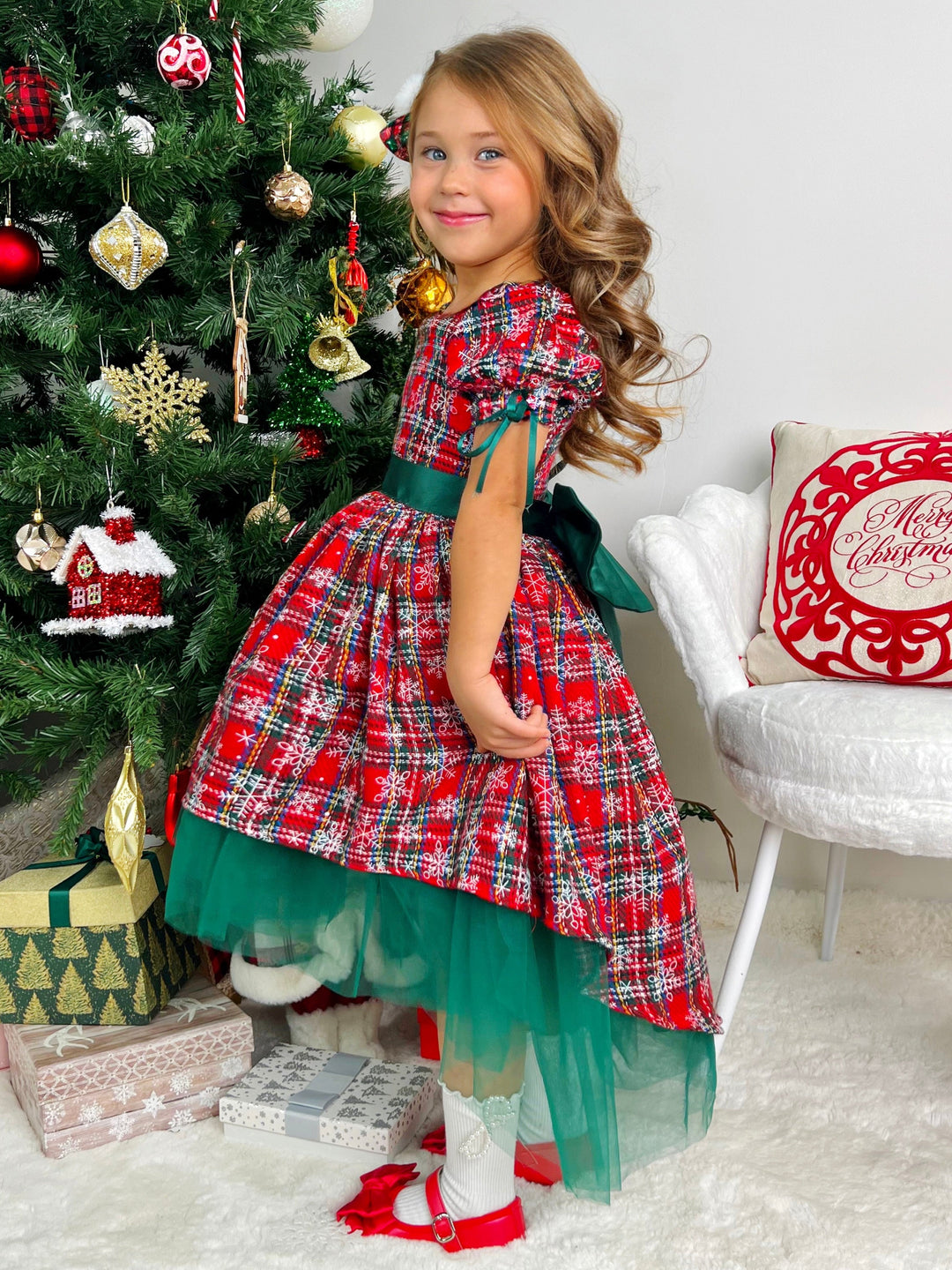 Snowflake Magic Plaid Christmas Dress – Mia Belle Girls